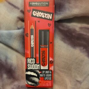 Revolution Ghostin Red Swoon Lip Kit
